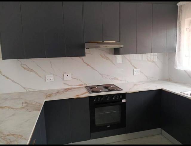 3 BEDROOM PROPERTY TO RENT IN PEERLESS PARK NORTH